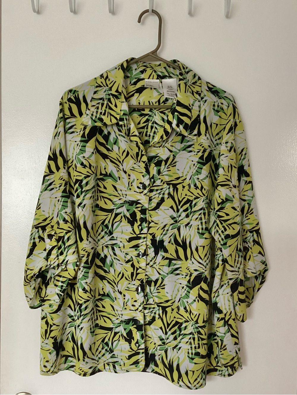 Women’s 3X JUST MY SIZE Yellow Green Leaf-Print Button Down Blouse